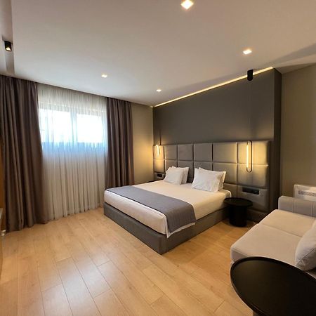 Artnest Luxury Hotel & Suites Sarande Exterior photo