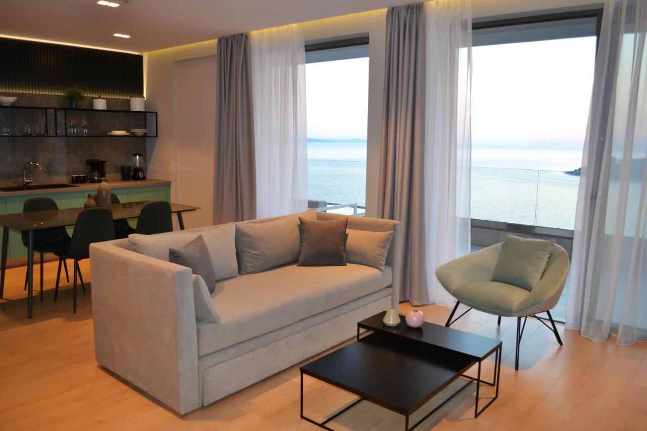 Artnest Luxury Hotel & Suites Sarande Exterior photo