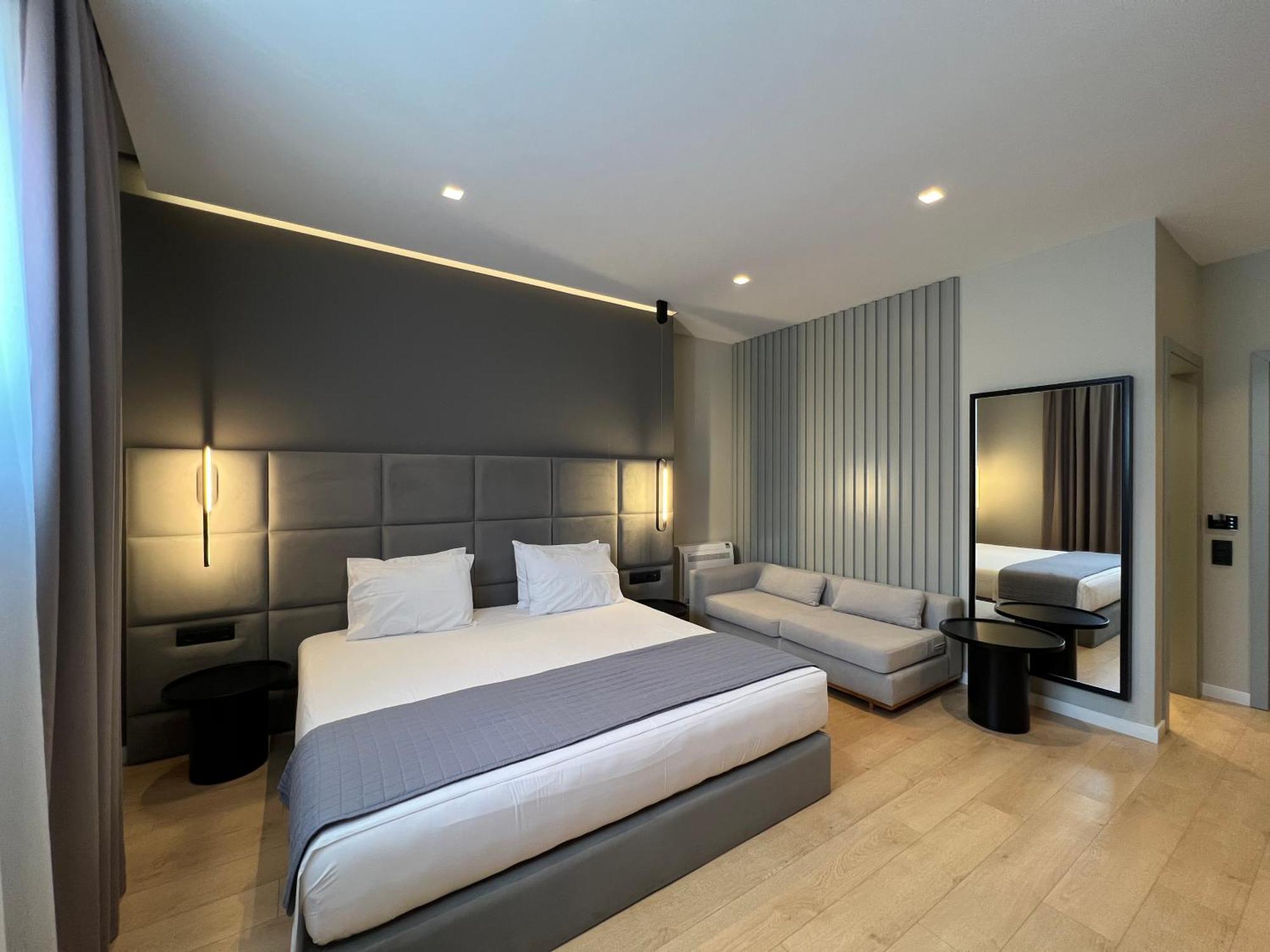 Artnest Luxury Hotel & Suites Sarande Exterior photo